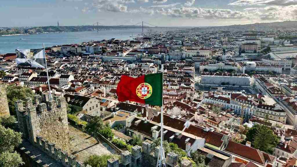região de Portugal representando o desconto de 25 para aposentados no exterior
