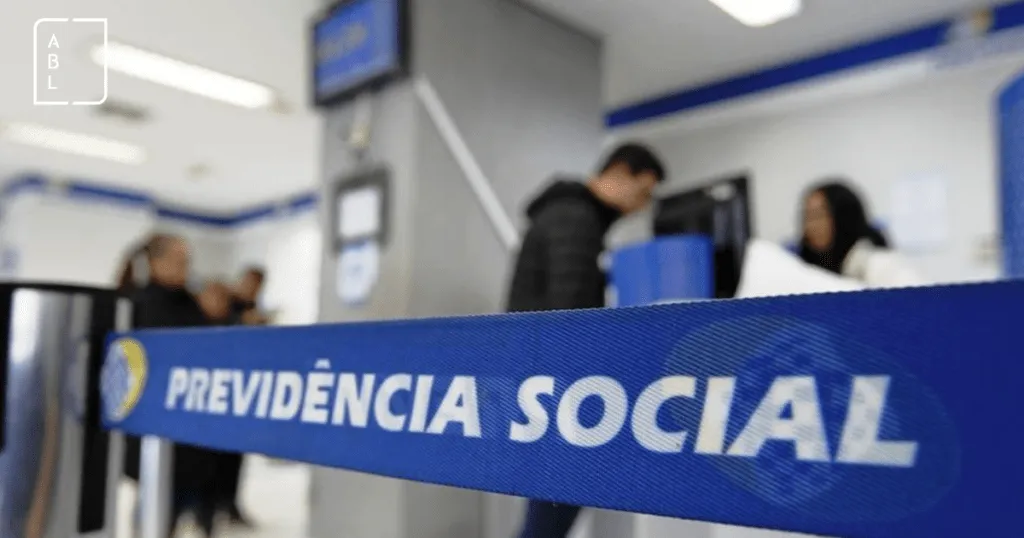 Facebook Linkedin 11