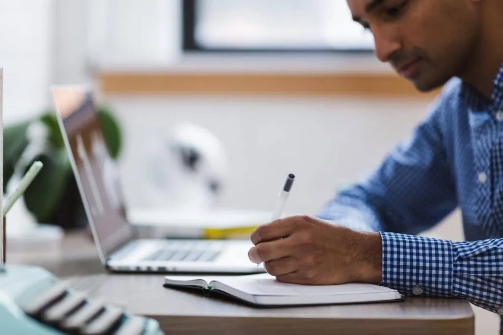Home office: modelo de trabalho ganha adesão no país