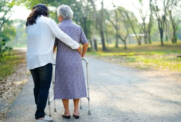 Aposentado que necessita de assistência pode ter adicional de 25%