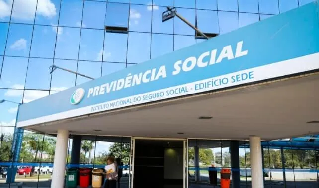 médicos retornam a atender no INSS